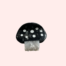 Indlæs billede til gallerivisning Hårklemme - Sort svamp Før 59,-