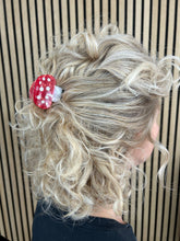 Indlæs billede til gallerivisning Hårklemme - Rød svamp Før 59,-