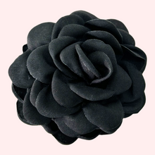 Indlæs billede til gallerivisning Kylie - Hårklemme sort blomst