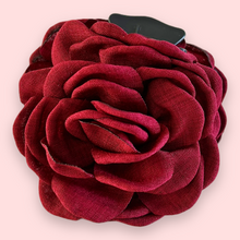 Indlæs billede til gallerivisning Kylie - Hårklemme dyb rød blomst