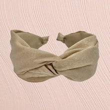 Indlæs billede til gallerivisning Nemo - Flex hårbøjle nude satin