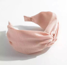 Indlæs billede til gallerivisning Memo - Flex hårbøjle Lyserød satin