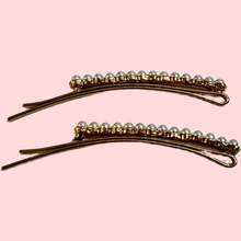Indlæs billede til gallerivisning Agnes - Hårclips guld med hvide perler 9cm Sæt med 2 stk