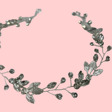 Indlæs billede til gallerivisning Olga - Silver opsætning del sølv med blade og rhinestone 35 cm
