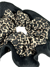 Indlæs billede til gallerivisning Rene - Leopard Scrunchie