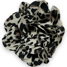Indlæs billede til gallerivisning Kylie- Hårklemme lys leopard blomst