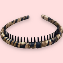 Indlæs billede til gallerivisning Karen - Hårbøjle med kam i klassisk leopard