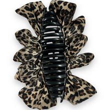 Indlæs billede til gallerivisning Mette - Hårklemme klassisk leopard print