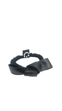 Indlæs billede til gallerivisning Vigga - Scrunchie med sort sløjfe Få på lager
